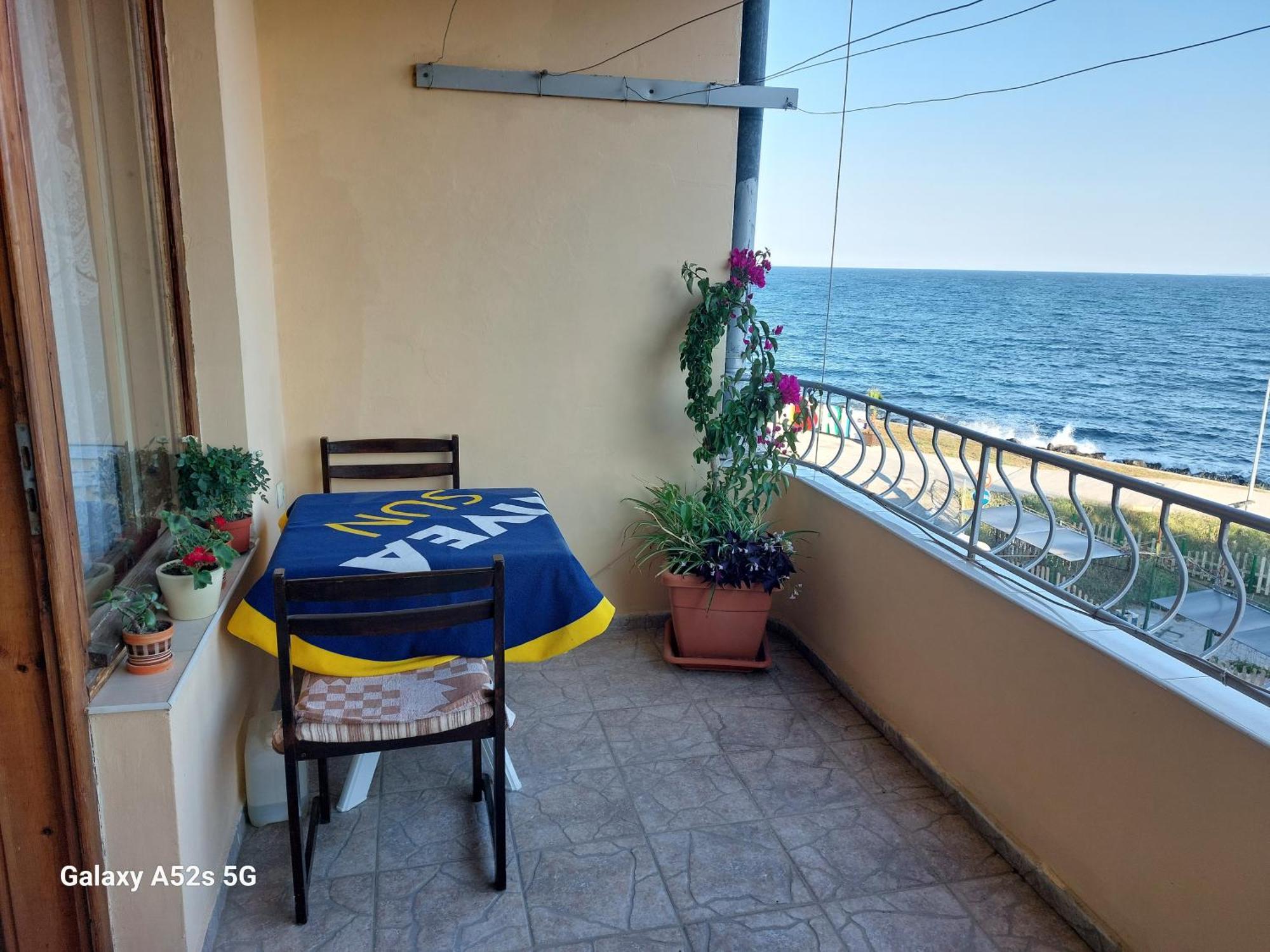 Homestay Kostadinov Pomorie Exteriör bild