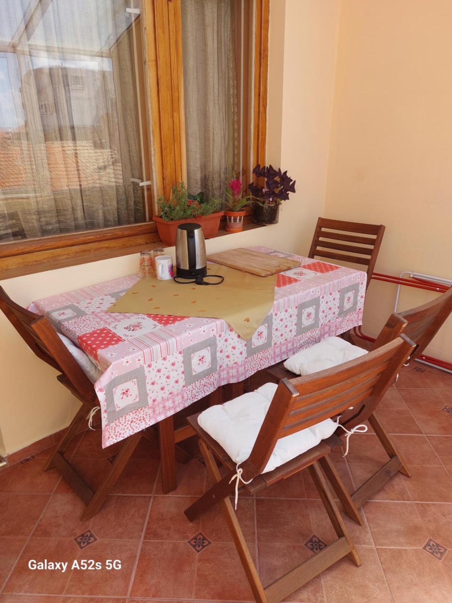 Homestay Kostadinov Pomorie Exteriör bild
