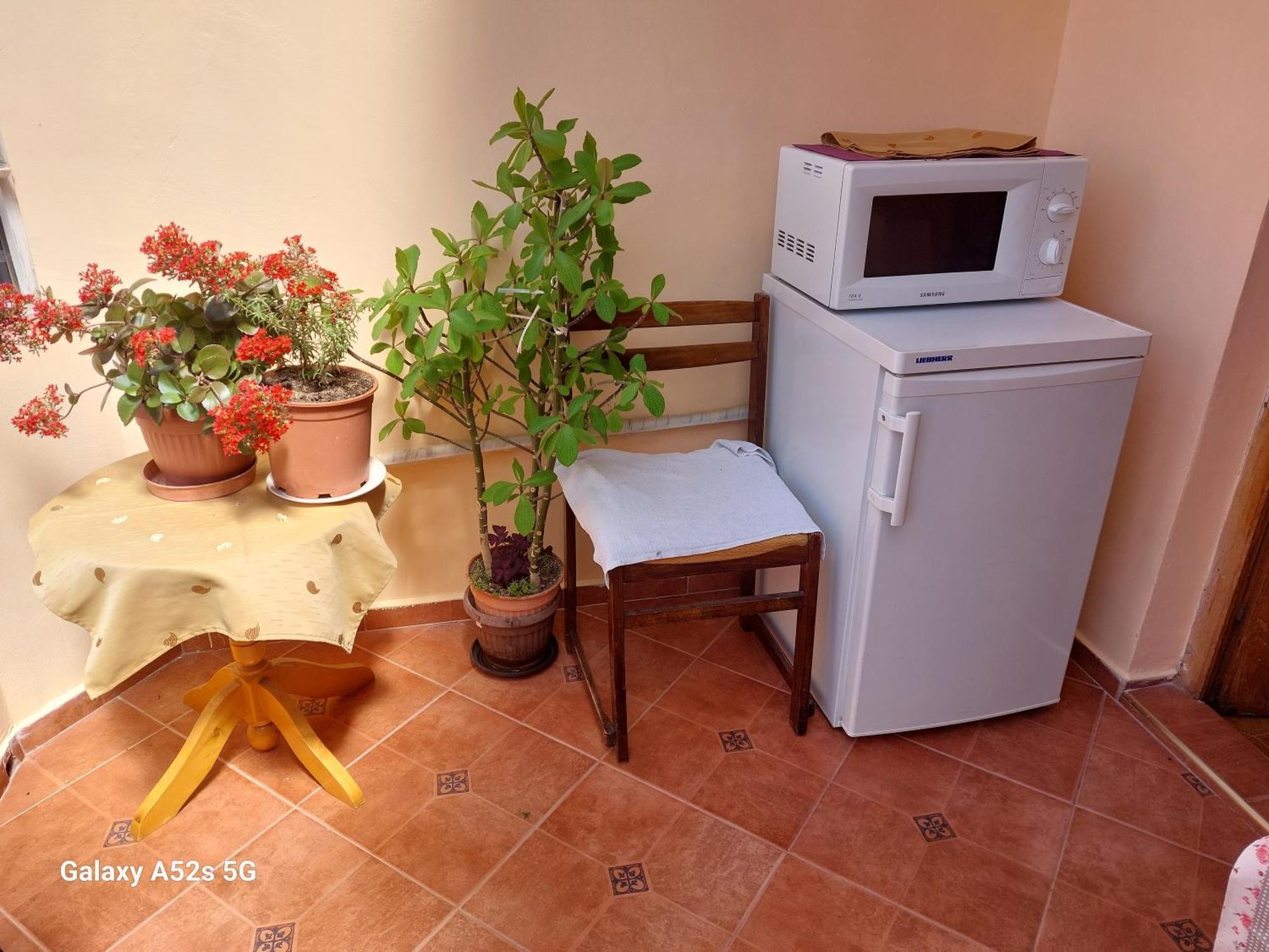 Homestay Kostadinov Pomorie Exteriör bild